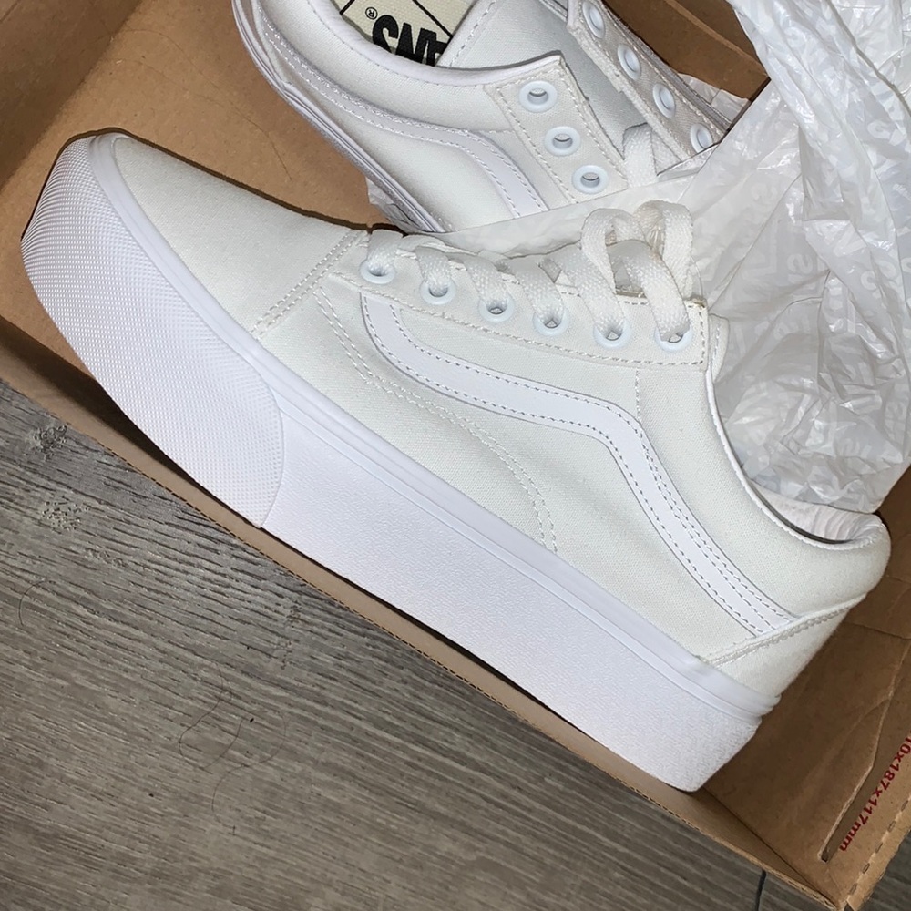 Never worn before brand new